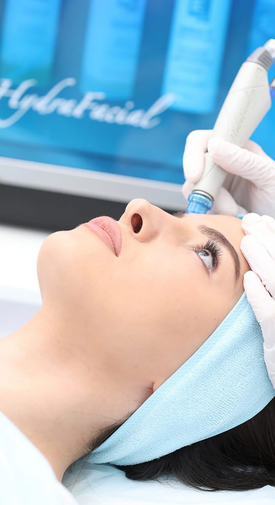 Процедура HydraFacial